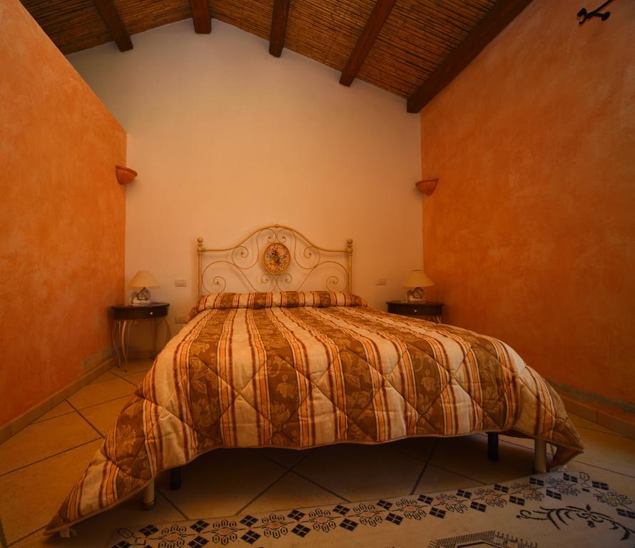 Lu Rotu Villa Sant'Antonio di Gallura Exterior photo